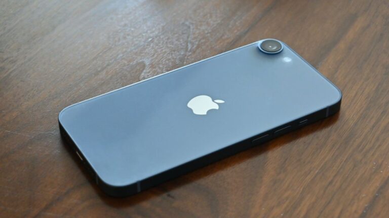 iPhone SE 4 की पूरी जानकारी लॉन्च, डिस्प्ले, डिजाइन और अन्य विशेषताएँ 
